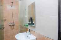 In-room Bathroom Gorgeous Studio Tamansari Sudirman Apartment