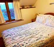 Kamar Tidur 6 1 Double Bedrooms Cottage