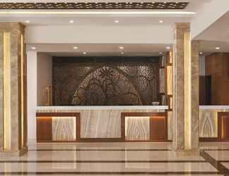 Lobby 2 Ramada by Wyndham Varanasi Katesar