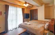 Phòng ngủ 7 Terrace Resort Mihama