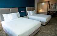 Bedroom 2 SpringHill Suites by Marriott Woodbridge