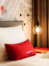 Kamar Tidur 4 IntercityHotel Wiesbaden