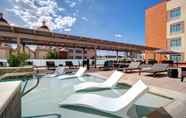 Swimming Pool 2 Home2 Suites BY Hilton Tucson Downtown