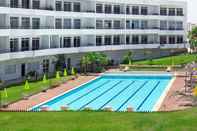 Swimming Pool Sables D'or