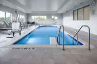 Swimming Pool TownePlace Suites by Marriott Madison West/Middleton