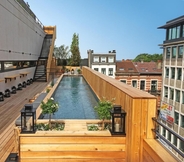 Swimming Pool 3 Jam Hotel Brussels
