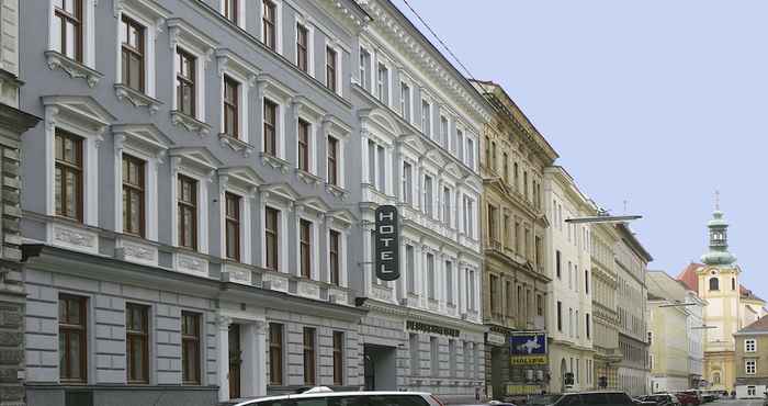 Bên ngoài caratart Hotel Bombolo Wien