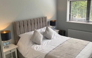 Bedroom 2 The View, Charming 2-bed Apartment in Shaftesbury,