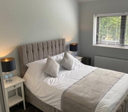 Bedroom 2 The View, Charming 2-bed Apartment in Shaftesbury,