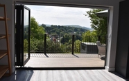 Bedroom 5 The View, Charming 2-bed Apartment in Shaftesbury,