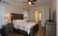 Bilik Tidur 2 La Maison Bleue at Cape San Blas by Pristine Properties