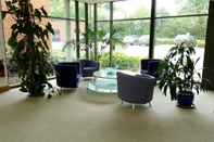 Lobby Roffey Park Institute