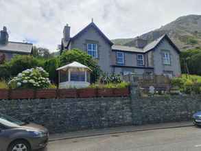 Exterior 4 Stunning Sea View, Immaculate 4-bed Family House