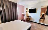 Bedroom 7 B&B Hotel Saint-Martin-de-Crau Alpilles Camargue