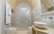 In-room Bathroom 5 2408 Palazzo Alma Luxury Rooms - Camera Tripla