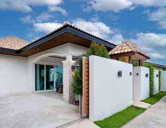 ภายนอกอาคาร 2 Orchid Paradise Homes OPV421