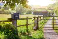 Exterior Star Gazing Bell Tent Farm Stay