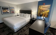 Bilik Tidur 3 La Quinta Inn & Suites by Wyndham South Bend near Notre Dame