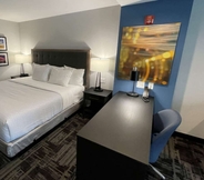 Bilik Tidur 3 La Quinta Inn & Suites by Wyndham South Bend near Notre Dame