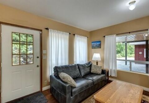 Khác 08mbh - Wifi - Pets Ok - A/c - F/p 2 Bedroom Home by Redawning