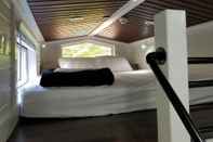 Bedroom Camptel Poconos Tiny Homes