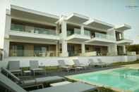 Swimming Pool Le Grand Reve Apartments & Luxury Suites