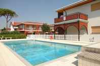 สระว่ายน้ำ Beautiful Villa With Garden for 8 - Swimming Pool by Beahost Rentals