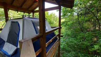 Bedroom 4 Treetopper Fully Set up Tent Site with BBQ, Firepit, Outdoor Pool & Hiking