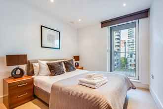 Bedroom 4 Two Bedroom Apartment in Canary Wharf