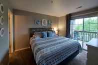 Bedroom Placid Place Condo, Walk to Marina, Fishing & Boat Rentals