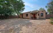 Exterior 3 Casa de Lorenzo - Spacious Yard With Hot Tub and Fire Pit