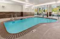 Kolam Renang Fairfield Inn & Suites by Marriott Seattle Poulsbo