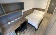 Kamar Tidur 5 En Suite Rooms CARDIFF