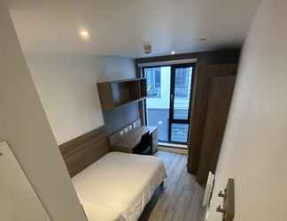 Kamar Tidur 2 En Suite Rooms CARDIFF