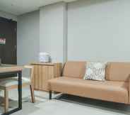 Ruang untuk Umum 3 Elegant 1BR Apartment with Working Space Mustika Golf Residence