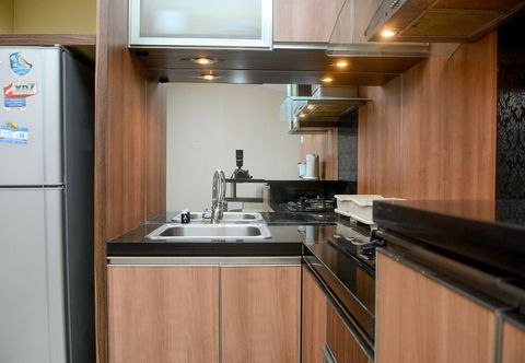기타 Comfy 2BR at Tamansari Semanggi Apartment