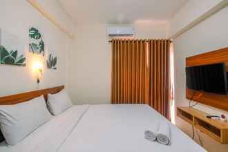 Bedroom 4 Comfy Studio at Bogorienze Apartment near The Jungle Waterpark