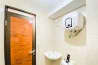 In-room Bathroom Cozy & Homey 1BR at Gateway Pasteur Apartment