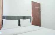 Kamar Tidur 3 Nice and Homey 2BR City Park Apartment