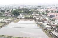 Tempat Tarikan Berdekatan Pleasant and Comfy Studio Room at Emerald Towers Apartment