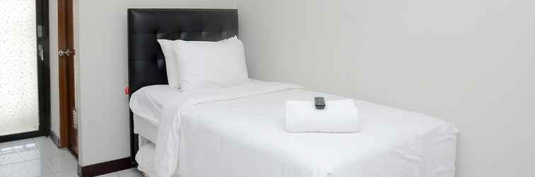 Kamar Tidur Alluring Studio at Lagoon Apartment near Bekasi Town Square