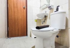 기타 7 Elegant and Modern 2BR at Vida View Apartment