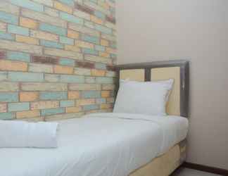 Phòng ngủ 2 Comfortable 2BR at Green Pramuka City Apartment Direct Access to Mall