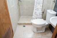 In-room Bathroom Fully Furnished 2BR Great Western Apartment near Shopping Mall