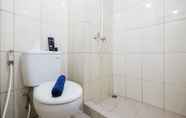 Toilet Kamar 7 Comfortable Springlake Summarecon Studio Apartment near Mall