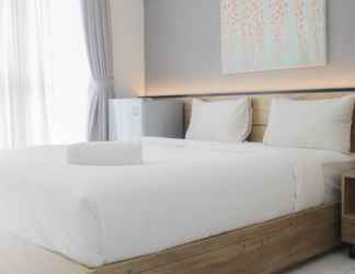 Kamar Tidur 2 Best Studio Unit with Pool View Casa De Parco Apartment