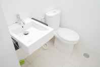 Toilet Kamar Functional Studio Apartment at Tuscany Residences