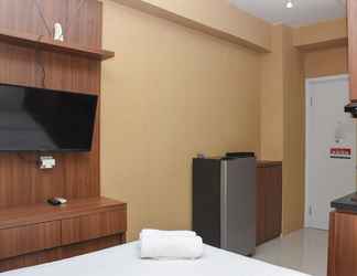 ห้องนอน 2 Good Choice Studio at Green Pramuka Apartment near Shopping Center