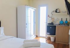 Others 7 Cozy Studio Apartment at B Residence