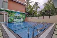 Swimming Pool Treebo Trend Golden Terminal